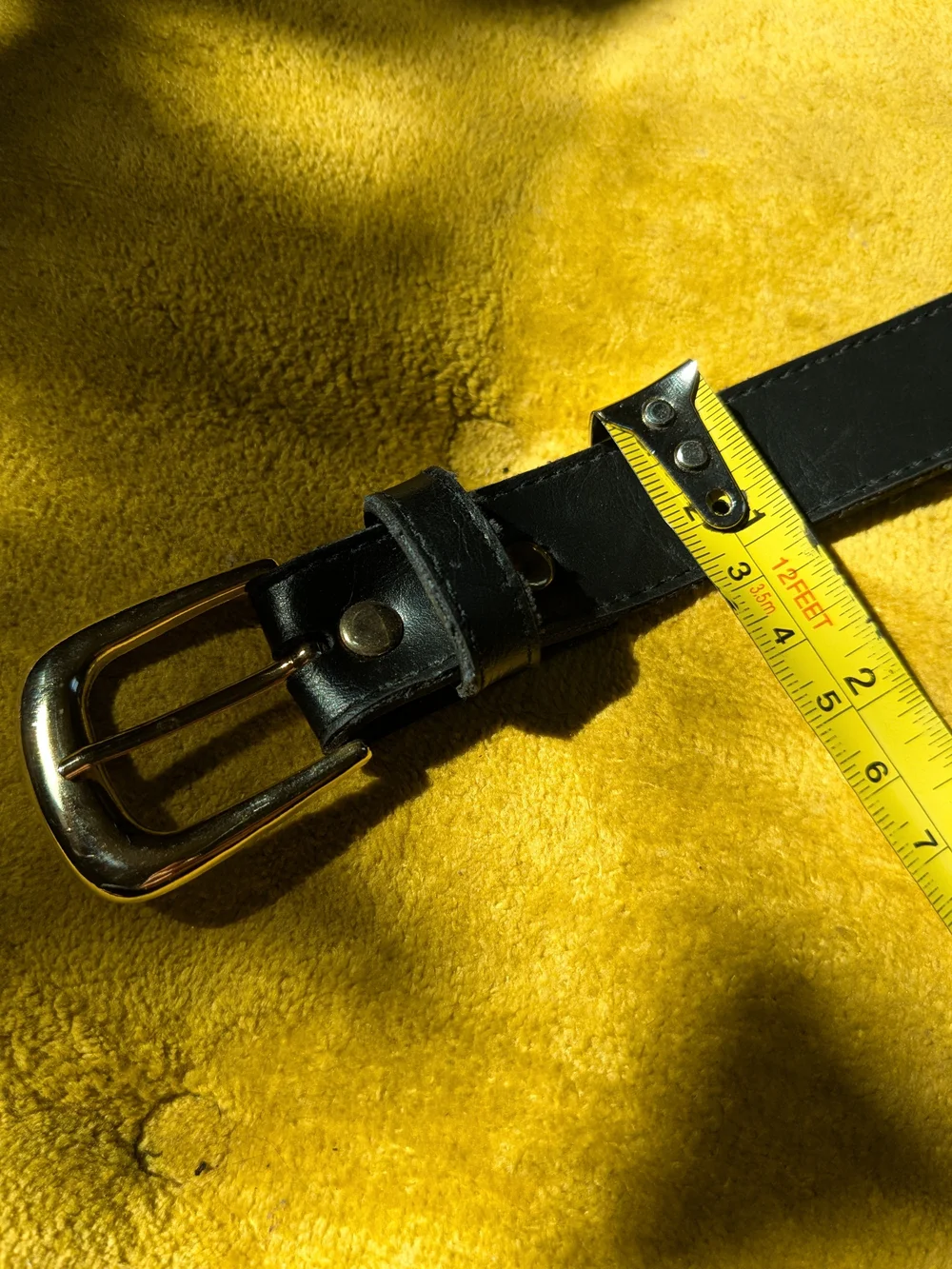 Vtg 90's Classic Black Belt with Gold Buckle💫